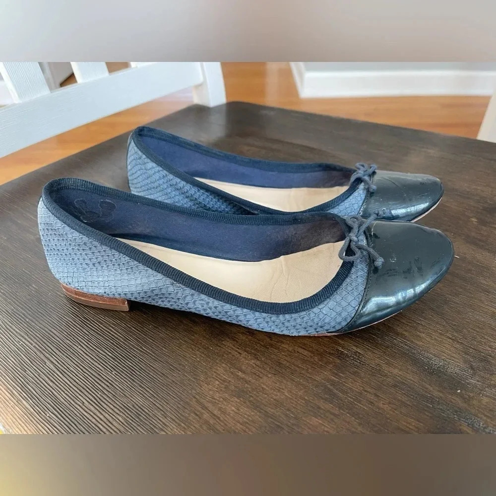Cole Haan flats